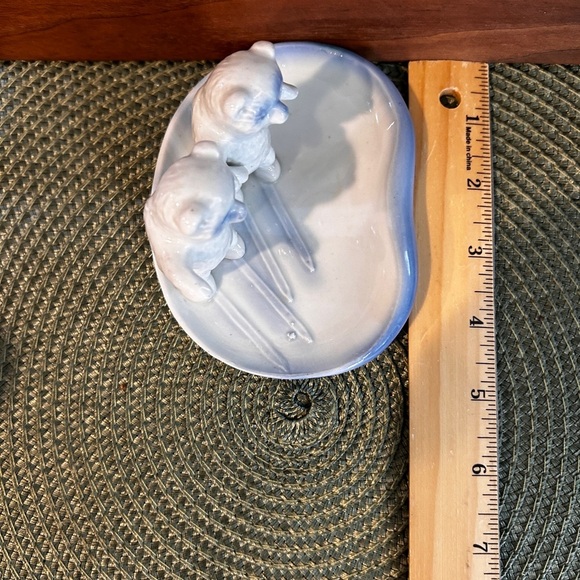 Antique German Porcelain Bears Blue & White Trinket Dish Circa Mid to Late 1800s - Picture 9 of 11